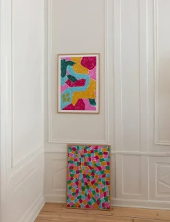 Abstract 01 - Posters|If Walls Could Talk Online