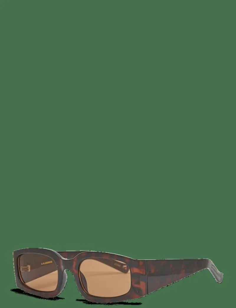 A.Kjærbede Alex - Fyrkantiga Hot