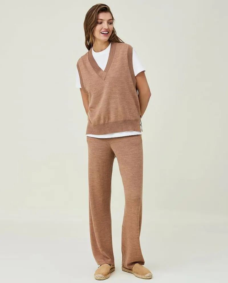 Audrina Merino Wool/Silk Blend Knitted Vest - Stickade västar|Lexington Clothing Outlet