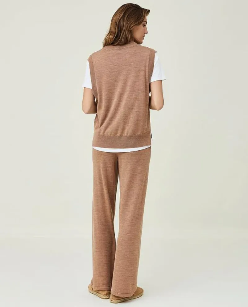 Audrina Merino Wool/Silk Blend Knitted Vest - Stickade västar|Lexington Clothing Outlet