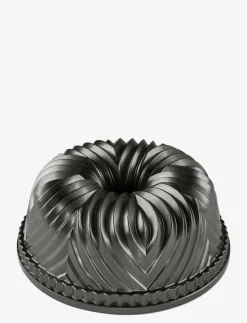 Bavaria Bundt® Pan - Bakformar|Nordic Ware Sale