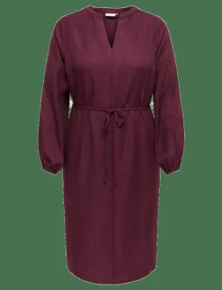 ONLY Carmakoma CARBAY LS V-NECK BLK DRESS WVN BF - Midiklänningar WINETASTING Sale
