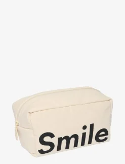 Cavita. Travel Wash bag - Necessärer|Design Letters New