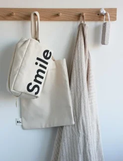 Cavita. Travel Wash bag - Necessärer|Design Letters New