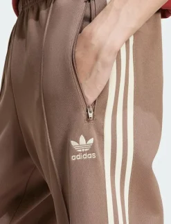 adidas Originals CLASSIC TP - Joggingbyxor TRABRN/WONWHI