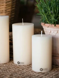 Kunstindustrien Coloured Handcrafted pillar Candle - Blockljus OFF-WHITE Discount