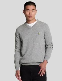 Cotton Merino V Neck Jumper - V-ringat|Lyle & Scott