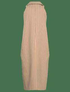 DARLA - Kavajer|Baum und Pferdgarten New