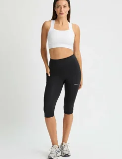 Flattering High Waist Capri Tights - Träningstights|Röhnisch Hot