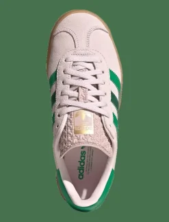 adidas Originals GAZELLE BOLD J - Låga sneakers ALMPNK/COUGRN/GOLDMT New