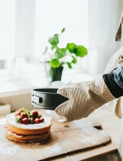 Karabo Springform Kolstål Ø20 cm - Bakformar|Dorre New