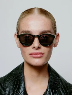 A.Kjærbede Marvin - Round Frame