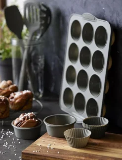 Tareq Taylor Muffinsform till 12 st Pecan - Ugnsformar FOREST GREEN Best