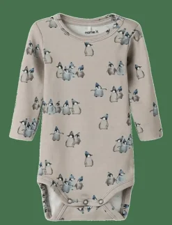 name it NBMSANUEL LS XSL BODY - Långärmad bodysuit INSCRUTABLE Hot