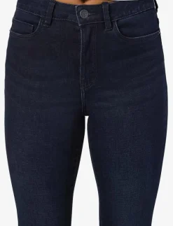 NOISY MAY NMSALLIE HW FLARE JEAN VI241DB FWD NOOS - Utsvängda jeans DARK BLUE DENIM Sale