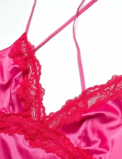 ORIGINS DRESS - Nattlinnen|Dorina Outlet