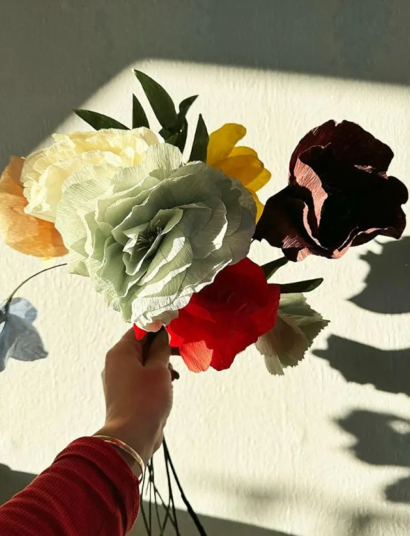 PAPER FLOWER, BRANCH WITH DETAILED LEAFS, - Torkade blommor|Studio About Best