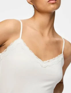 PCKATE LACE SINGLET JRS NOOS - Överdelar|Pieces Online