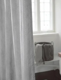 Pine shower curtain w/eyelets 200 cm - Duschdraperier|compliments