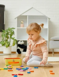 Plus-Plus BIG / Metal suitcase Basic - Byggsats MIX BASIC Outlet