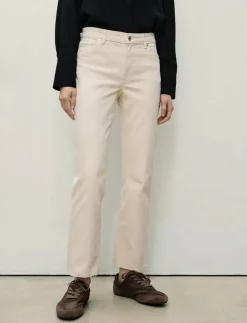 Sienna flared cropped jeans - Utsvängda jeans|Mango New