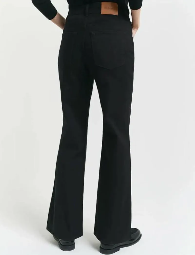 SLIM FLARE STRETCH JEANS - Utsvängda jeans|GANT Hot