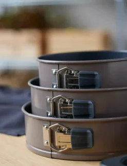 Blomsterbergs Springform - Bakformar BEIGE