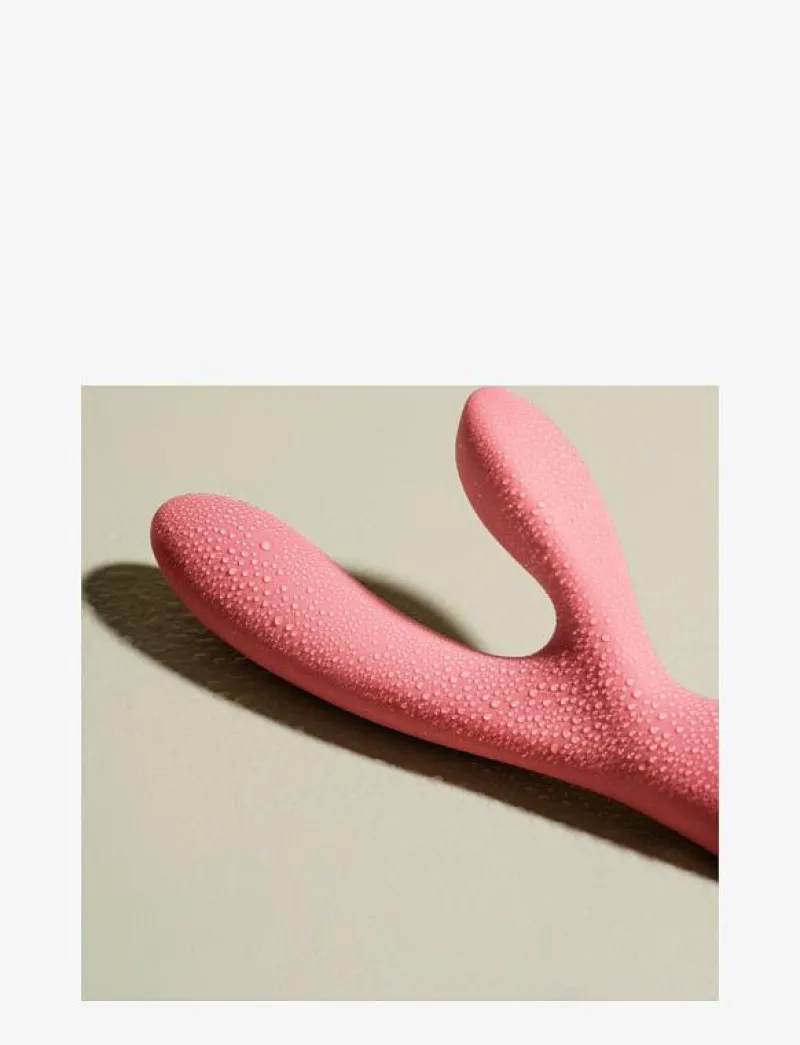 The Artist - Beauty|Smile Makers Outlet