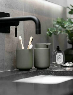 Zone Denmark Tvålpump Ume - Badrumsinredning OLIVE GREEN Clearance