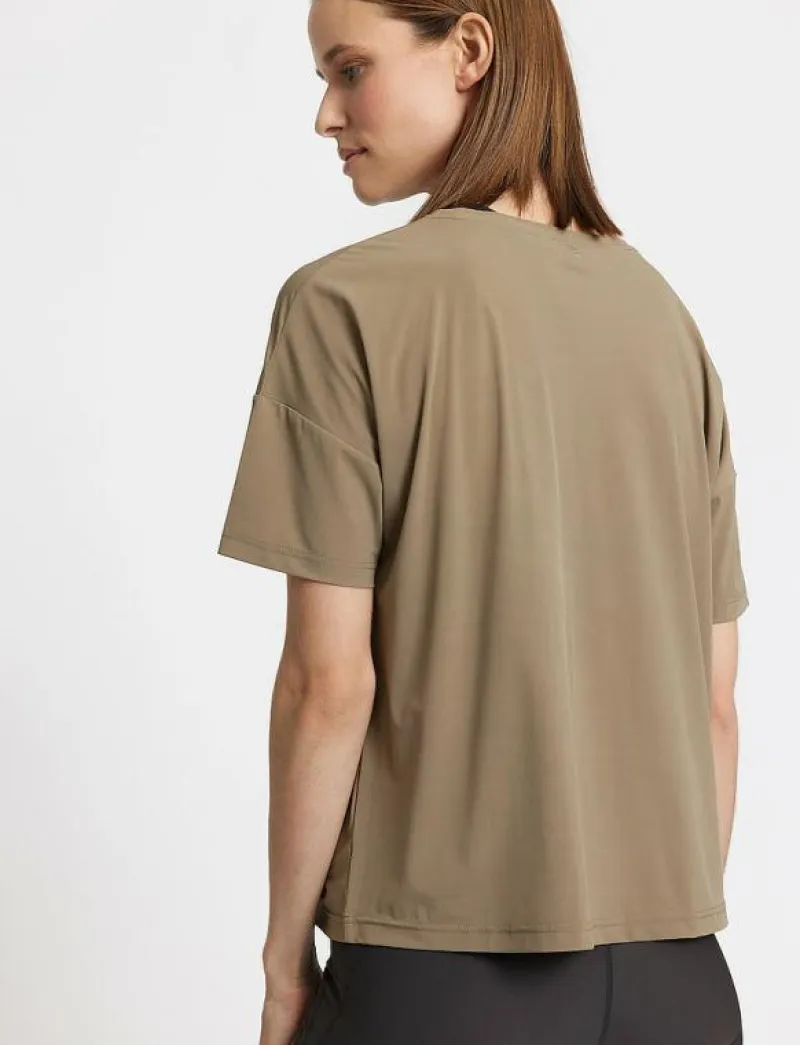 Rethinkit Studios Vela Loose Tee - T-Shirts FALLEN ROCK Discount